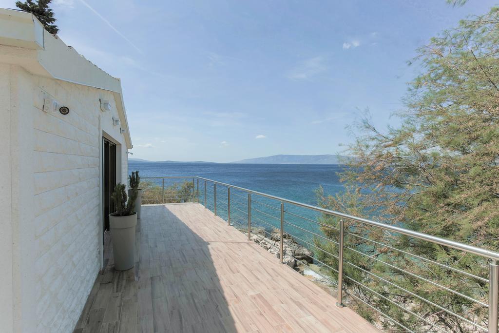 Villa Mendes Zastražišće Екстериор снимка