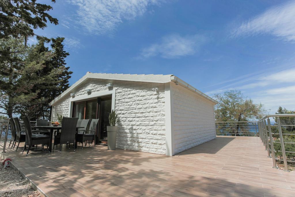 Villa Mendes Zastražišće Екстериор снимка